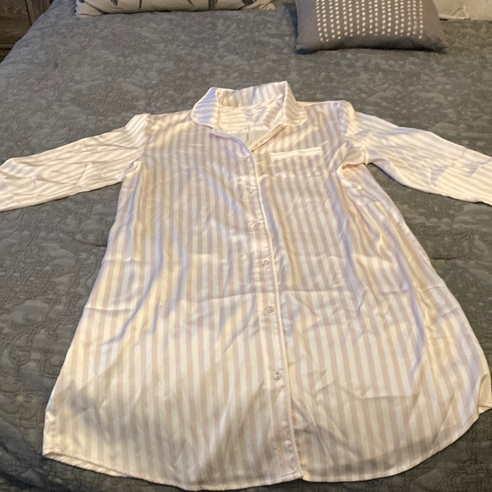Sleep shirt